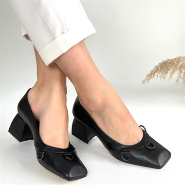 Cande Cilt Topuklu Ayakkabı -Siyah