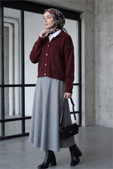 Womens Two-Pocket Shirt-Collar Button-Front Soft Knit Cardigan - Burgundy
