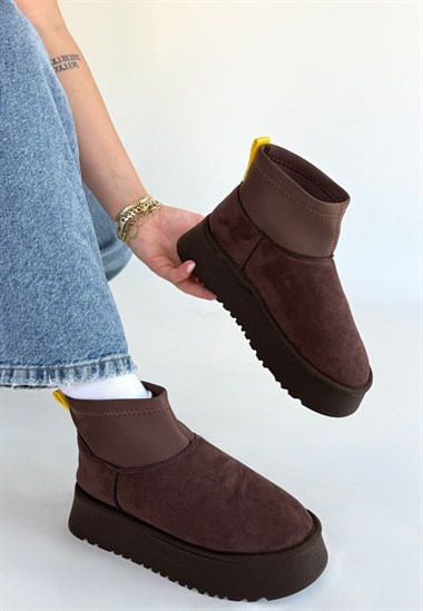 Cuen Süet Bot -Kahverengi