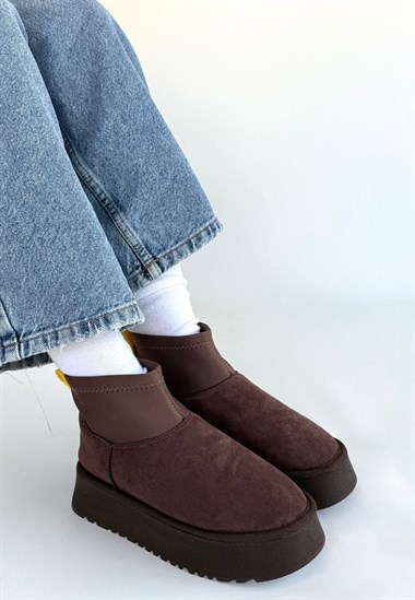 Cuen Süet Bot -Kahverengi