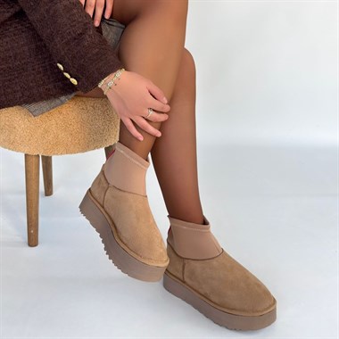 Cuen Süet Bot -Nude