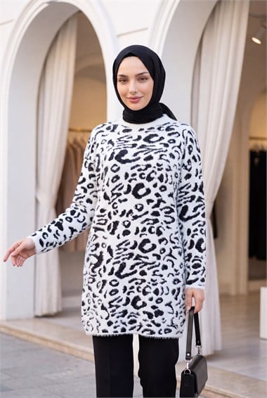 Dik Yaka Desenli Yumoş Triko Tunik  -Beyaz