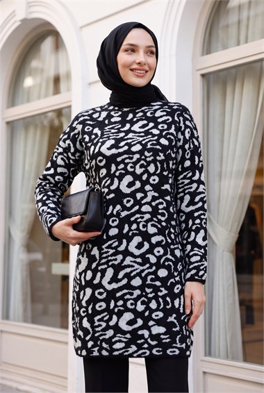 Dik Yaka Desenli Yumoş Triko Tunik  -Siyah
