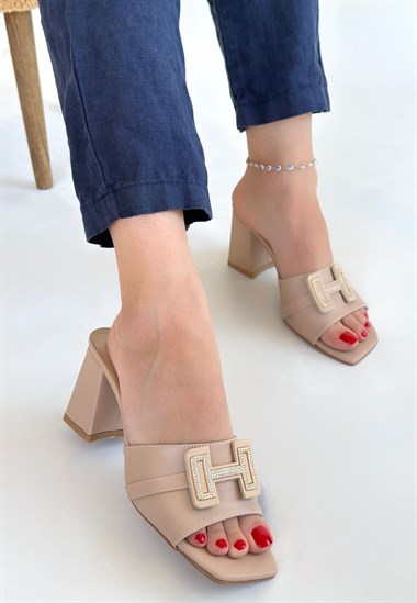 Erew Cilt Topuklu Terlik -Bej