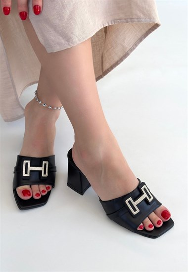 Erew Cilt Topuklu Terlik -Siyah