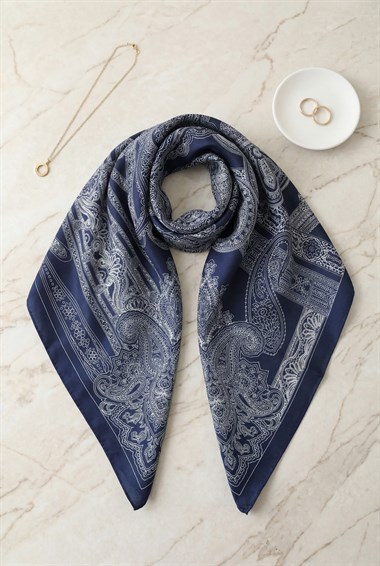 Eskiz Desenli Rayon Eşarp -Lacivert