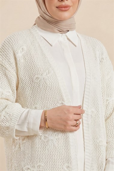 Fiyonk Desenli Ajurlu Triko Hırka -Beyaz