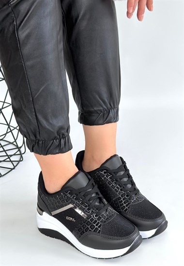 Geja Cilt Bağcıklı Beyaz Tabanlı Spor Ayakkabı -Siyah