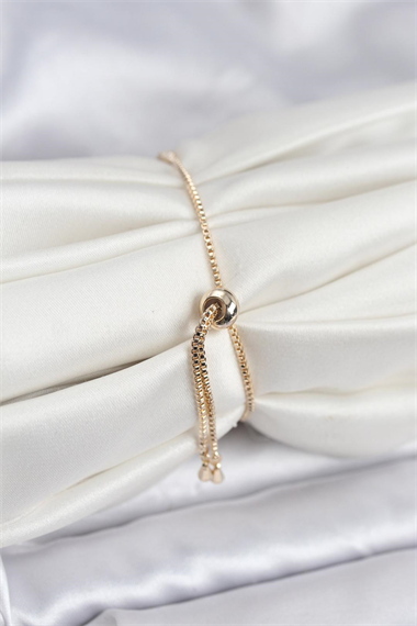 Gold Renk Zirkon Taşlı Yıldız Model Asansörlü Kadın Bileklik