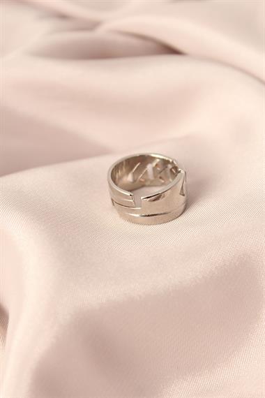Gümüş Renk Metal Taşlı Model Ayarlanabilir Kadın Yüzük