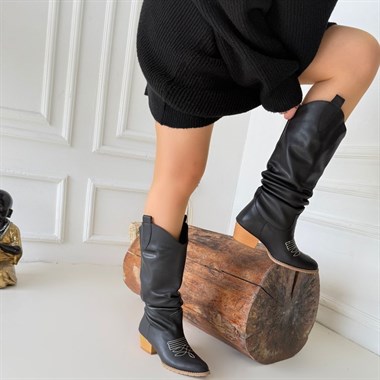 Jeoni Cilt Topuklu Çizme -Siyah