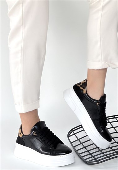 Jetan Rugan Bağcıklı Spor Ayakkabı -Siyah