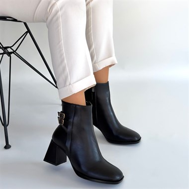 Kanda Cilt Topuklu Bot -Siyah