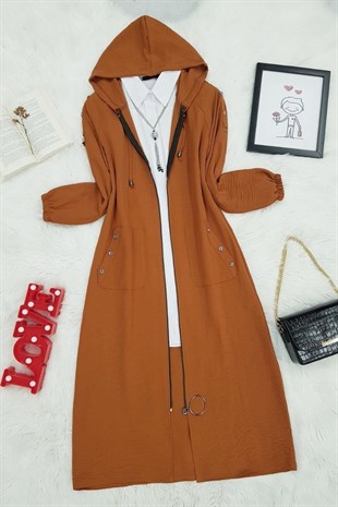 Kapşonlu Düğme Detaylı Ayrobin Kap -Taba