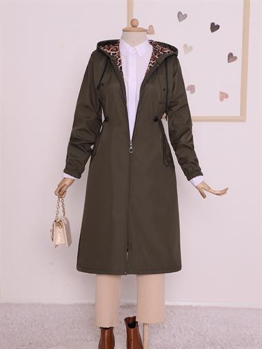 معطف واق من المطر للحجاب مع جيوب جانبية - مموه