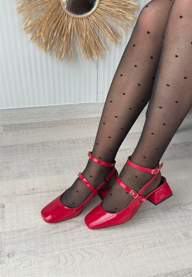 Karmi Kırmızı Rugan Topuklu Kemerli Ayakkabı -Koyu Kırmızı