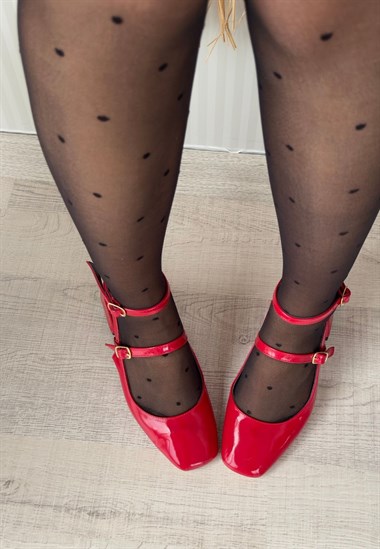 Karmi Kırmızı Rugan Topuklu Kemerli Ayakkabı -Koyu Kırmızı