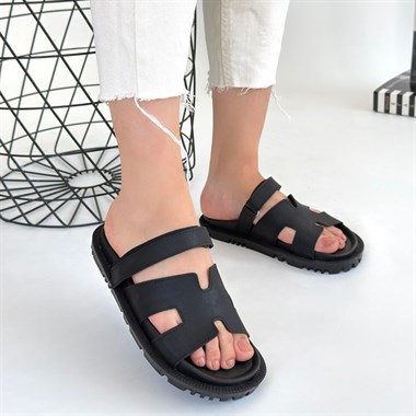 Kooni Nubuk Terlik -Siyah