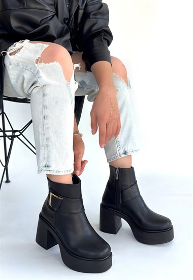 Lonji Cilt Topuklu Bot -Siyah