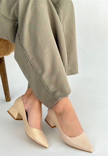 Meort Rugan Topuklu Ayakkabı -Bej