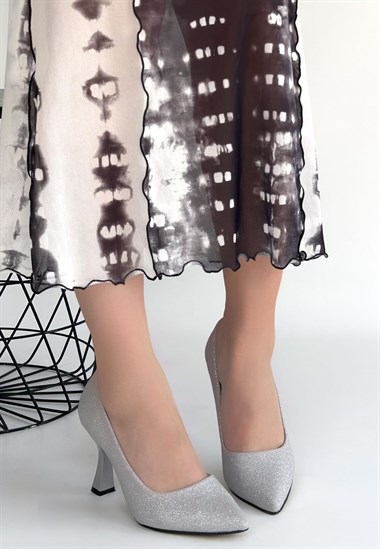 Meyli Saten Simli Topuklu Ayakkabı -Gümüş