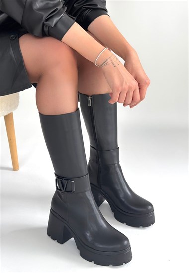 Moki Cilt Topuklu Çizme -Siyah