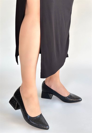 Nitya Baskılı Rugan Topuklu Ayakkabı -Siyah