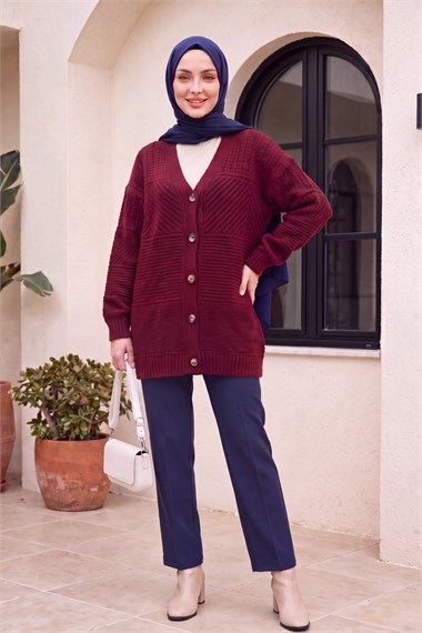 Womens Front Button-Front V-Neck Relaxed Knit Cardigan - Burgundy