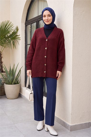 Womens Front Button-Front V-Neck Relaxed Knit Cardigan - Burgundy