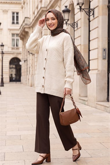 Womens Front Button-Front V-Neck Relaxed Knit Cardigan - Stone