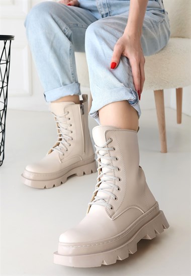 Orge Cilt Bağcıklı Bot -Bej