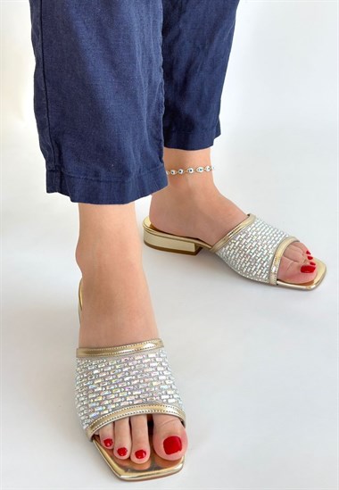 Ortu Cilt İşlemeli Terlik -Gold