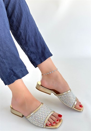 Ortu Cilt İşlemeli Terlik -Gold