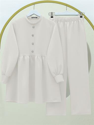 Parçalı Taşlı Düğme Detaylı Skuba Takım  -Beyaz