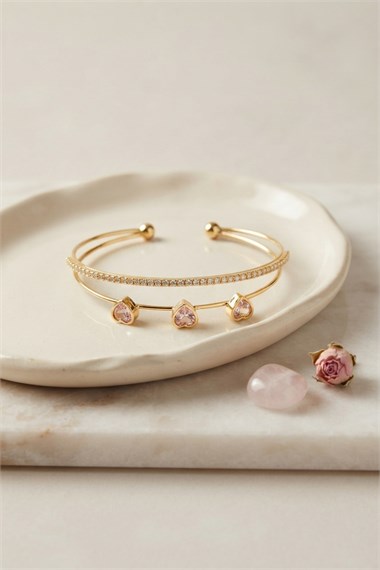 Pembe Kalp Model Zirkon Taşlı Gold Renk Kadın Bileklik
