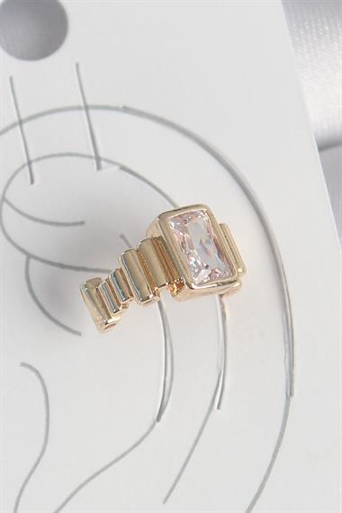Pirinç Gold Renk Kare Zirkon Taşlı Kadın Kıkırdak Küpe