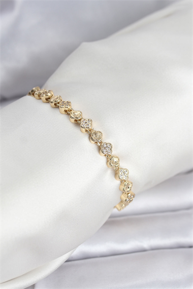 Pirinç Gold Renk VIP Seri Sıralı Yonca Model Zirkon Taşlı Kadın Bileklik