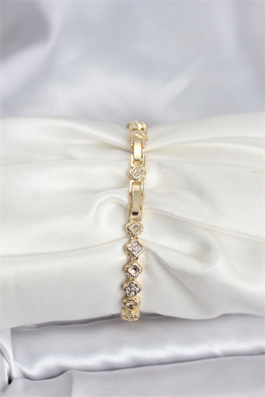 Pirinç Gold Renk VIP Seri Sıralı Yonca Model Zirkon Taşlı Kadın Bileklik