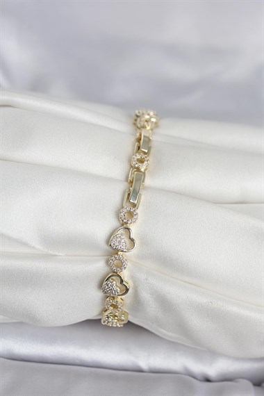 Pirinç Gold Renk Zirkon Taşlı Kalp Model Kadın Bileklik