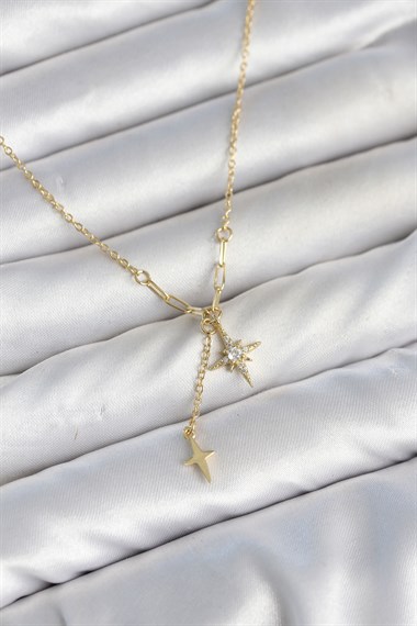 Pirinç Gold Renk Zirkon Taşlı Minimal Sallantılı Kutup Yıldızı Model Kadın Kolye