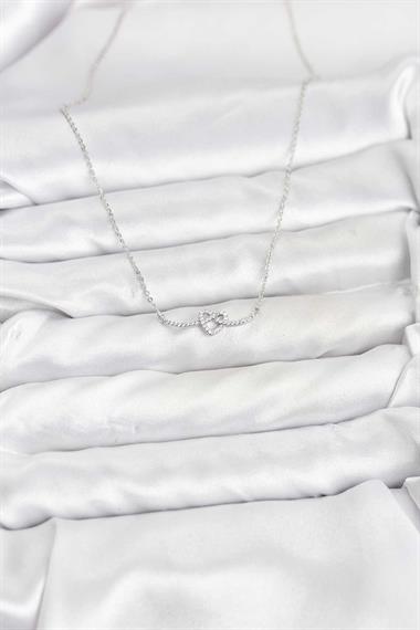 Pirinç Gümüş Renk Düğüm Kalp Model Kadın Kolye