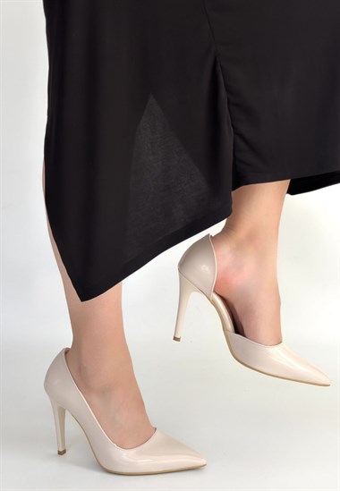 Pley Rugan Stiletto Ayakkabı -Bej