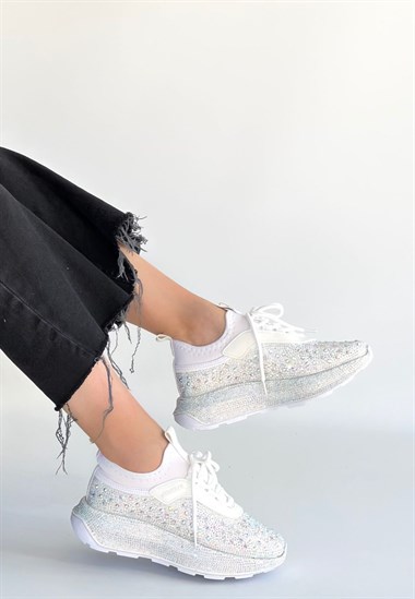 Rimay Cilt Boncuk İşlemeli Spor Ayakkabı -Beyaz
