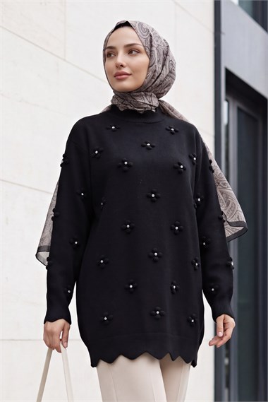 Taşlı Ponpon Detaylı Asimetrik Kesim Triko Tunik -Siyah