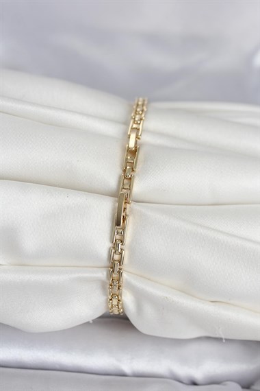 Xuping Model Zirkon Taşlı Gold Renk Kadın Bileklik