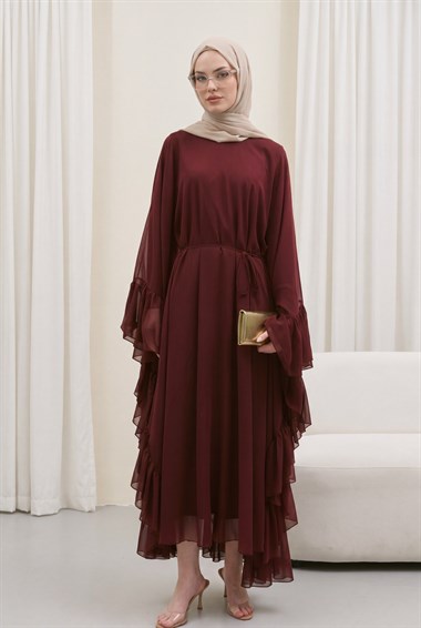 Yanı Fırfırlı Asimetrik Kesim Bağcıklı İçlikli Şifon Elbise Abaya Takım  -Bordo