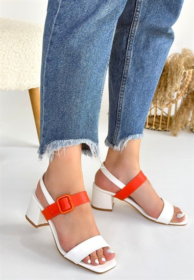 Year Cilt Turuncu Detaylı Topuklu Ayakkabı -Beyaz