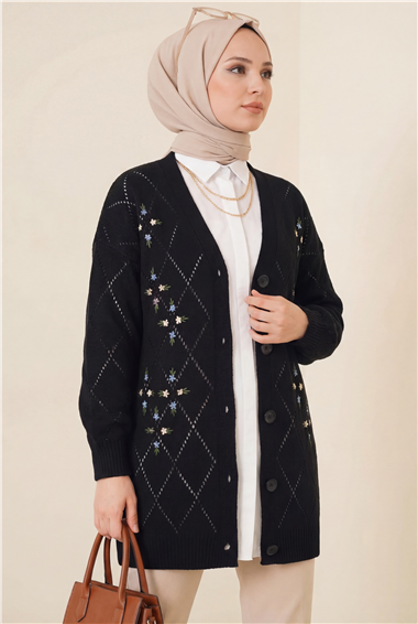 Ajurlu Çiçek Nakışlı Düğmeli Triko Hırka -Siyah