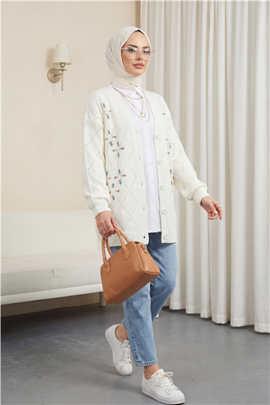Ajurlu Çiçek Nakışlı Düğmeli Triko Hırka -Ekru