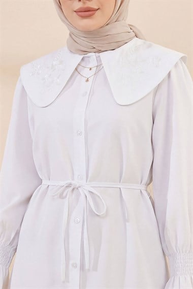 Bebe Yaka Nakışlı Beli Bağlamalı Poplin Gömlek -Beyaz